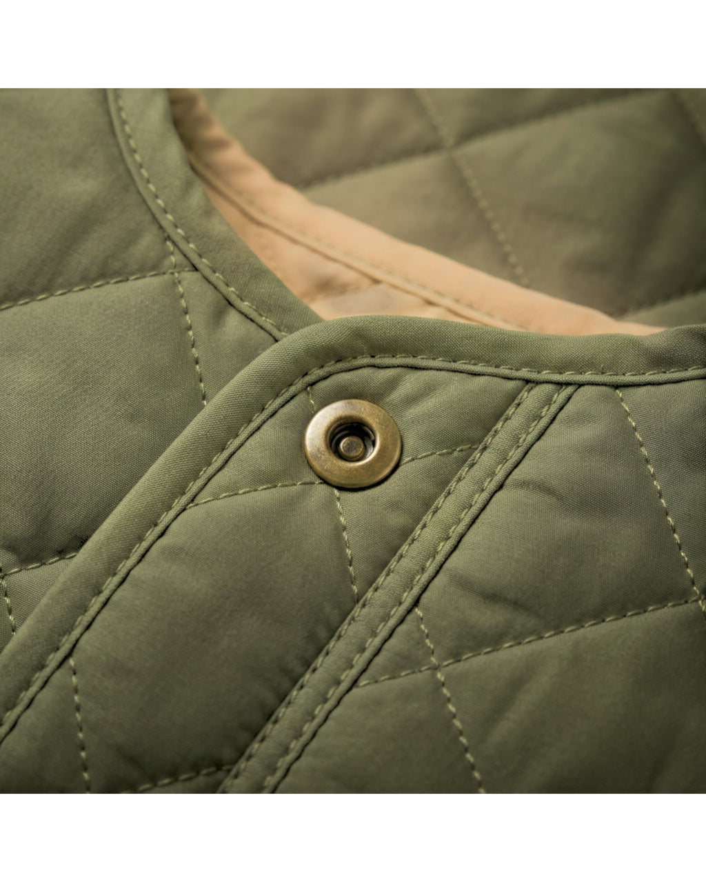 Bekzu Reversible Quilted Pet Vest Medium Olive Tan - Detail view